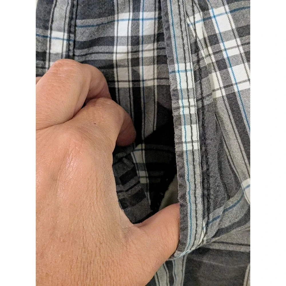 Perry Ellis America Plaid Shorts Casual Comfort Brown‎ Size 36W